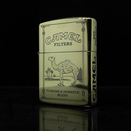 ������ ������ ��������� ���������� Zippo Armor � ����������� Camel ����