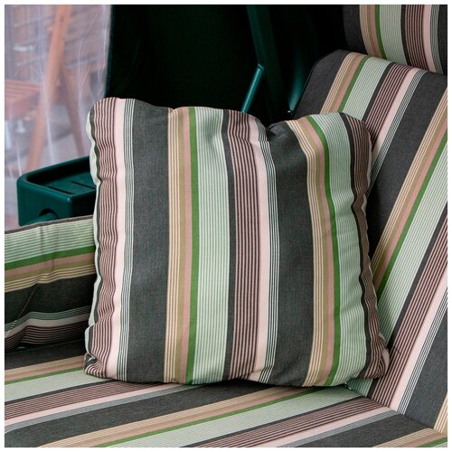 ������ ������ ������� ������ �������, �� 450 �� ����